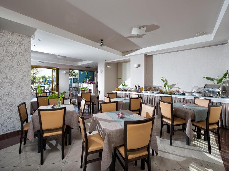 Mary Hotels Apartments 5