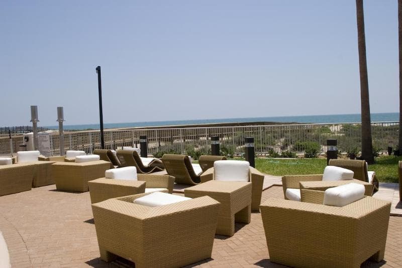 Peninsula Island Resort And Spa 2