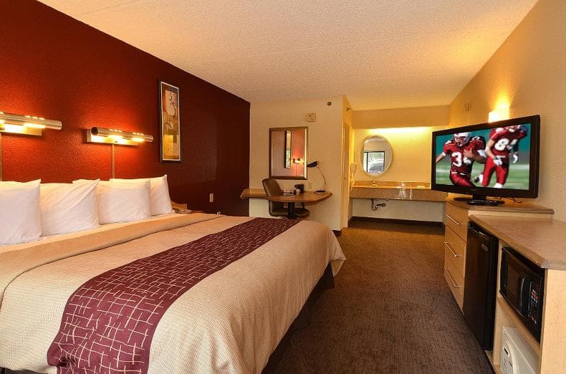 Red Roof Inn San Antonio - Airport 2