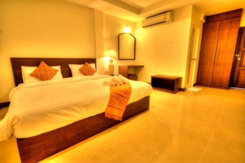 Suphan Lake Hometel 4