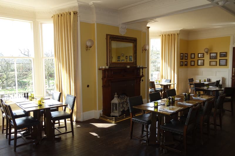 Kilmarnock Arms Hotel 3