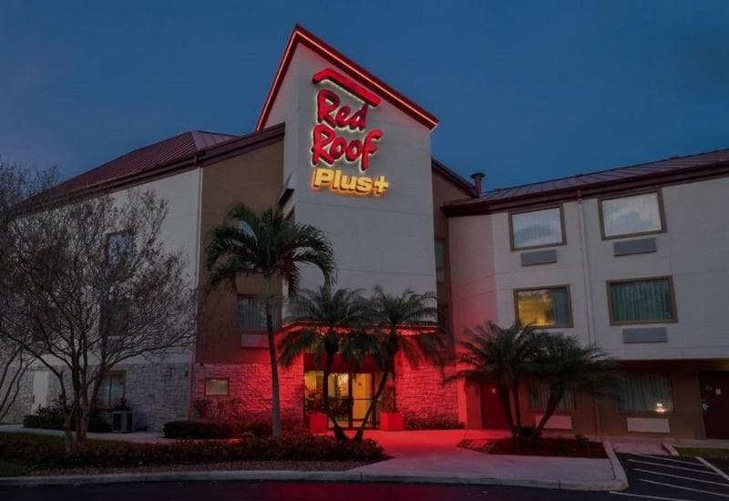 Red Roof PLUS+ West Palm Beach 4