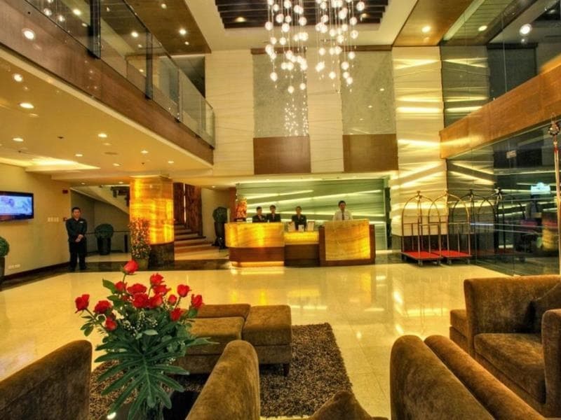 Armada Manila 4