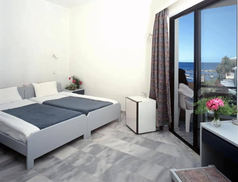Akasti Hotel 5