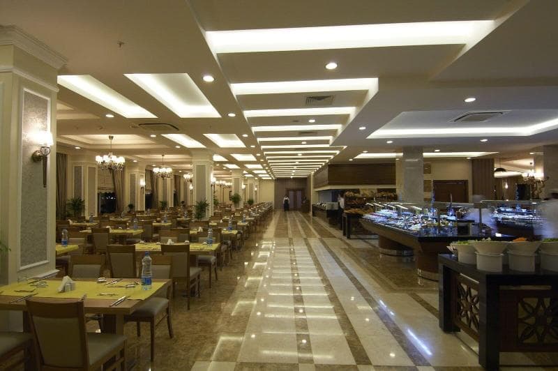 Safran Thermal Resort Hotel and Convention Center Hotel 4