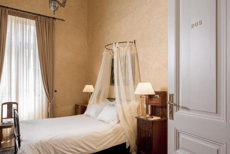Nafsimedon Hotel 4