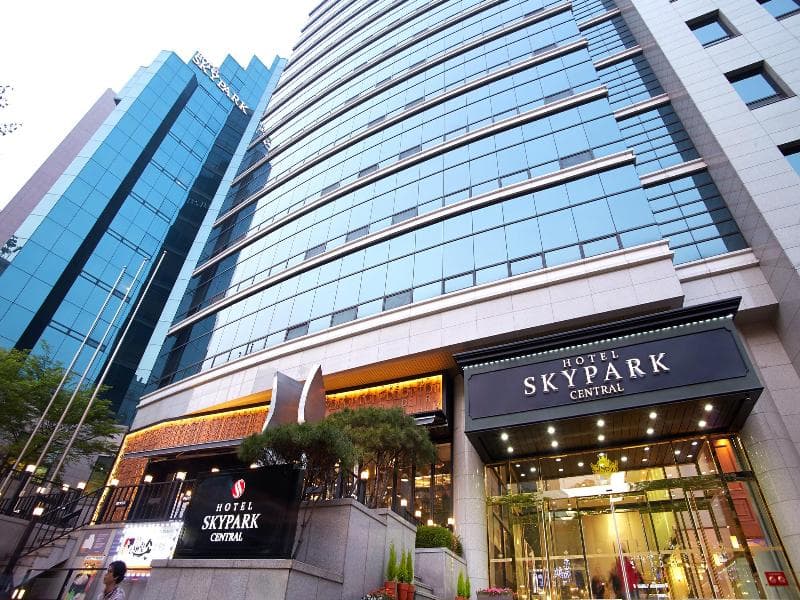 Hotel Skypark Central Myeongdong 2