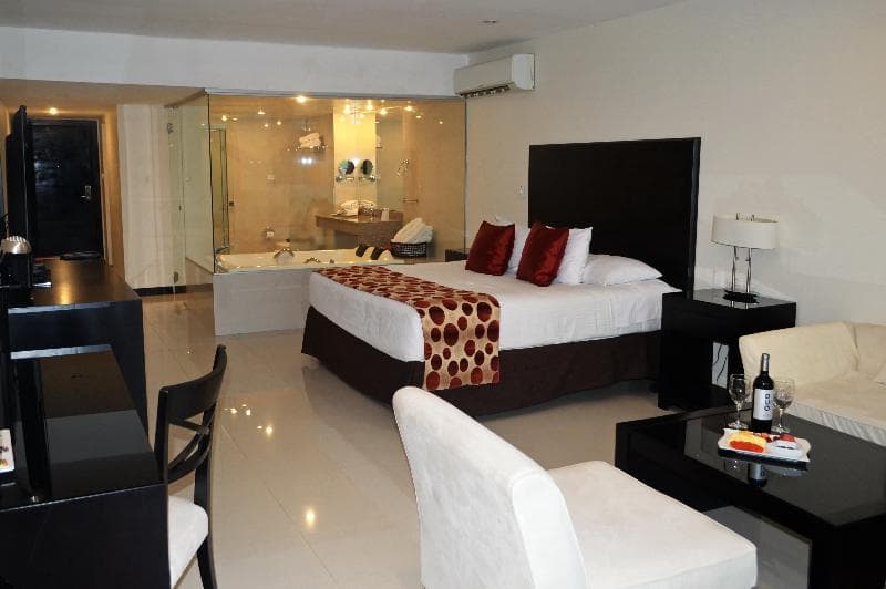 Sun Hotel 5