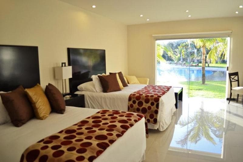 Sun Hotel 3