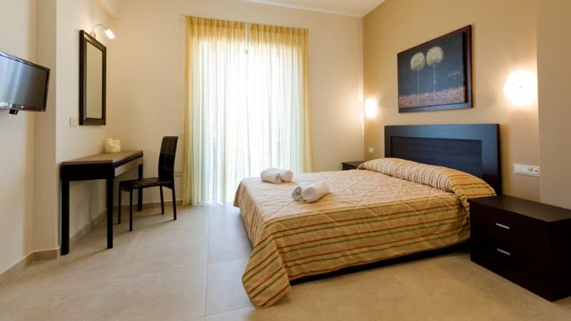 Aenaon Rooms 3