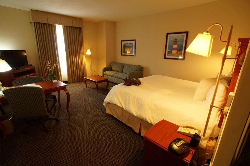 Hampton Inn by Hilton Tampico 5