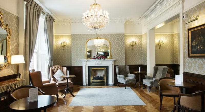 Harcourt Hotel 4