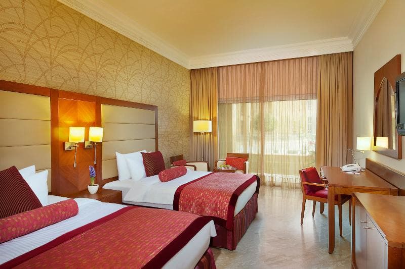 Crowne Plaza Jordan - Dead Sea Resort & Spa 5