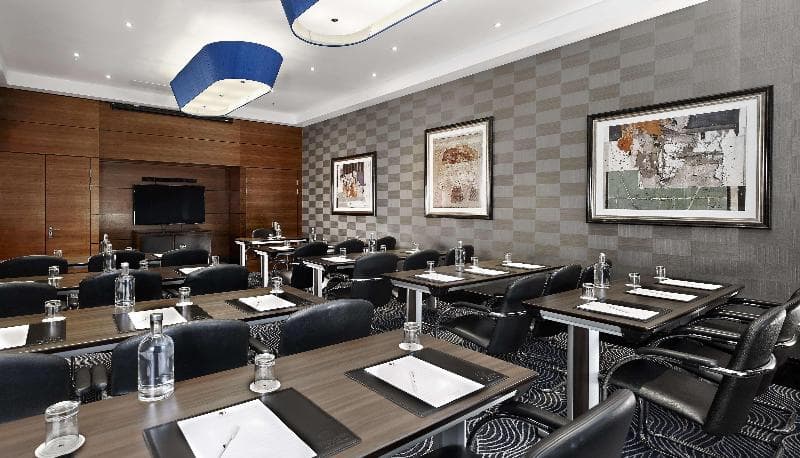DoubleTree by Hilton Hotel London - Victoria 3