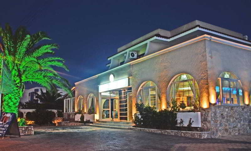 Sacallis Inn Beach Hotel photo 1