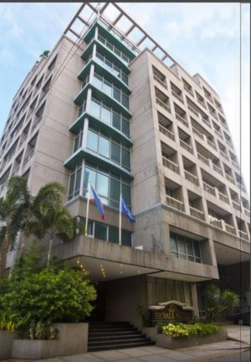 Herald Suites Solana 4