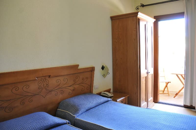 Bonsai Hotel 5