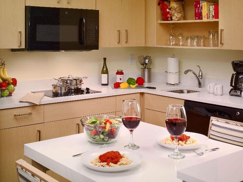 Staybridge Suites Burlington Boston 3