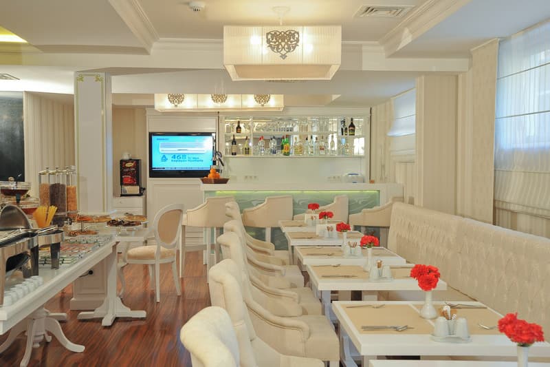 Albinas Hotel Old City 4