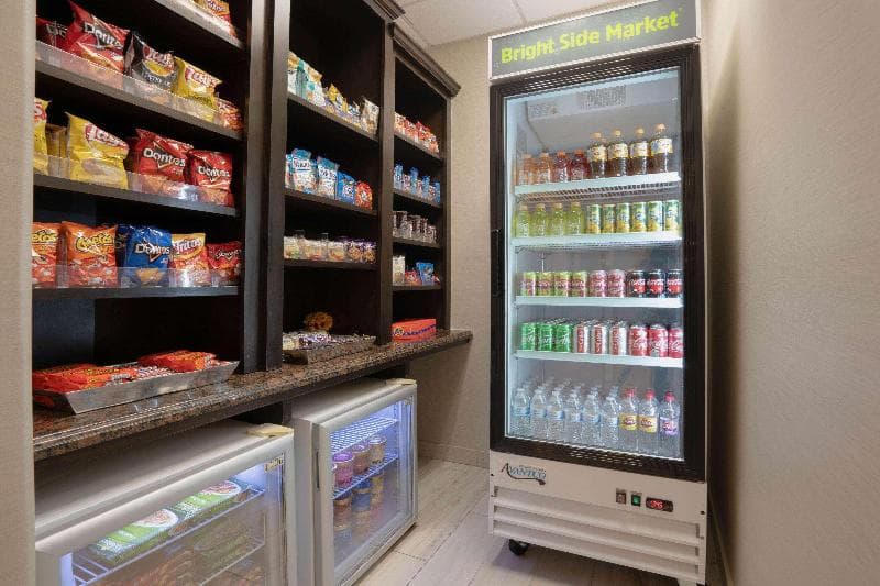 La Quinta Inn & Suites by Wyndham Houston Energy Corridor 3