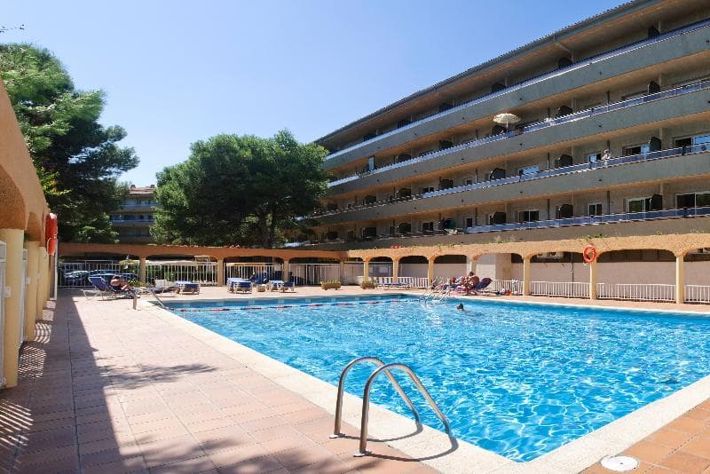 La Pineda main