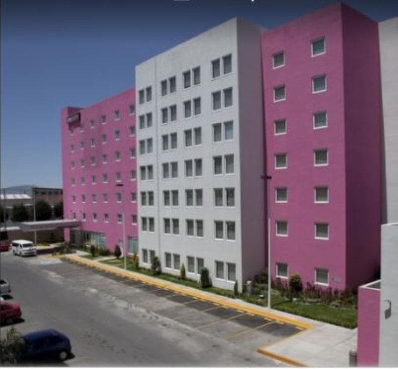 City Express Suites Toluca 4