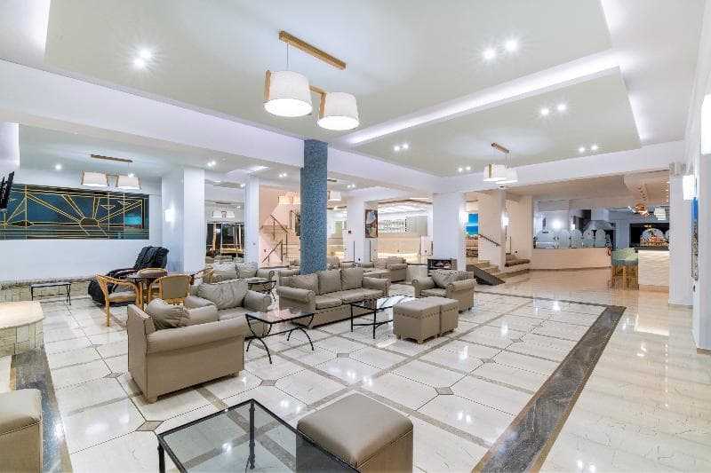 Horizon Beach Hotel 4