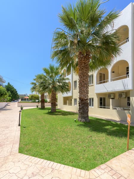Memphis Beach Hotel 4