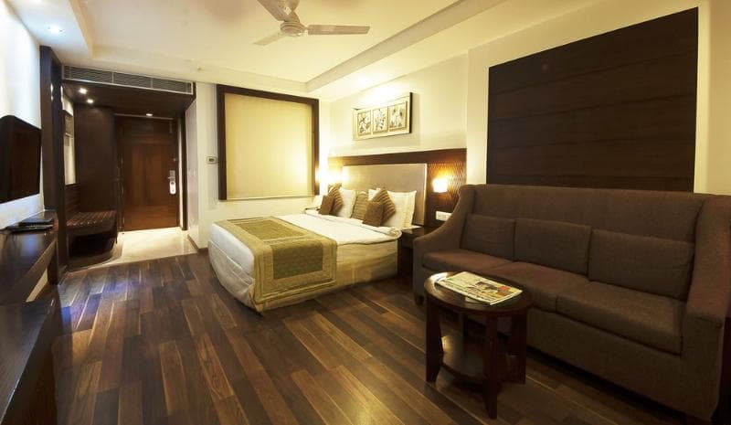 Le Roi Delhi Hotel photo 1