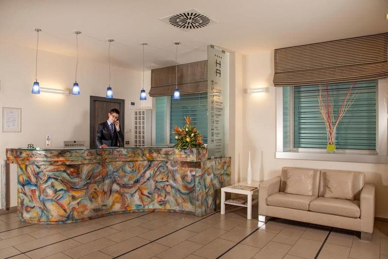 Hotel Artis 3