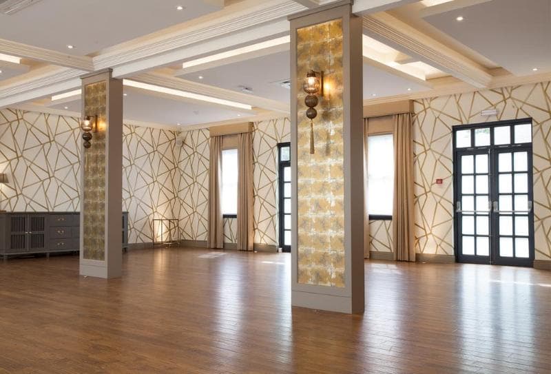 The Orchid Hotel 4