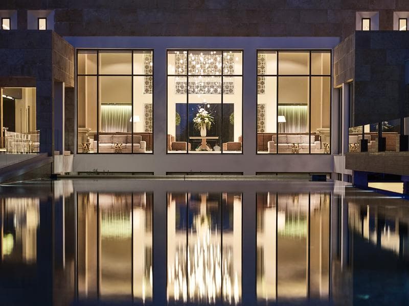 Pelagos Suites Hotel 5