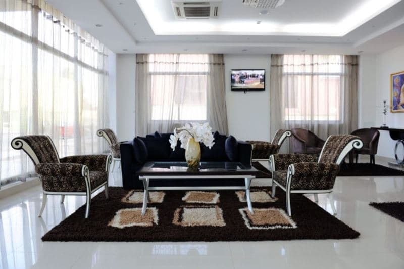 Aanisa Ritz 3