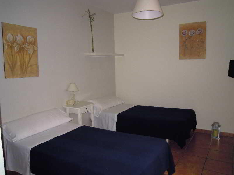 Hostal Moscatel 4
