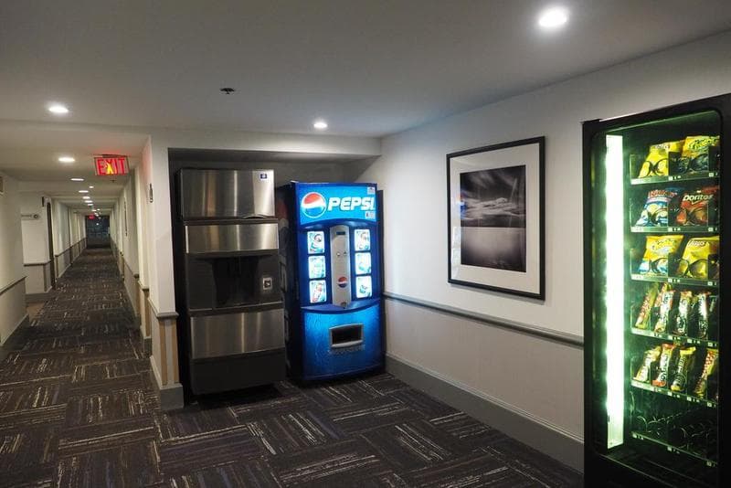 Best Western Plus Vancouver Airport Hotel 3