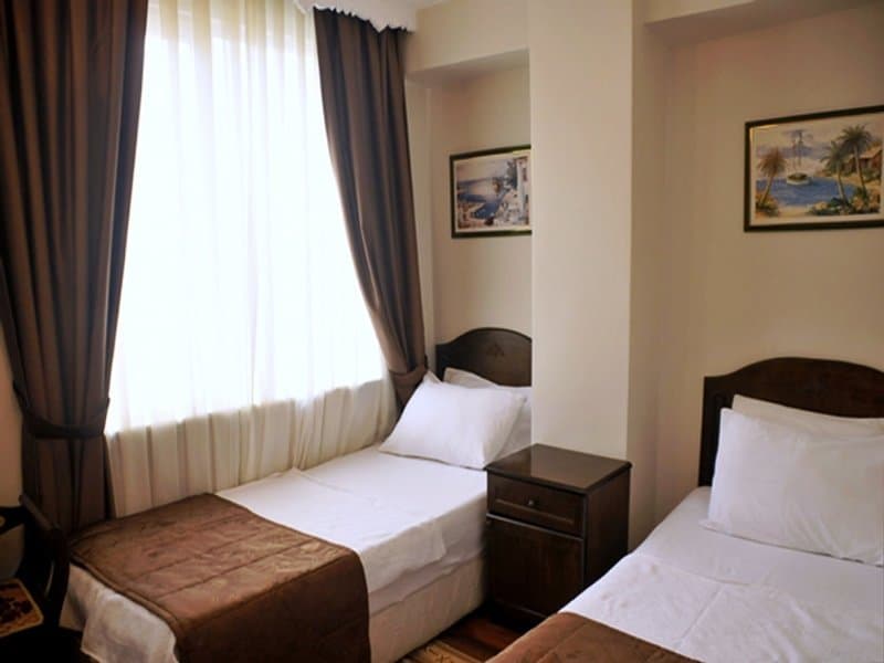 The Sunrise Hotel 3