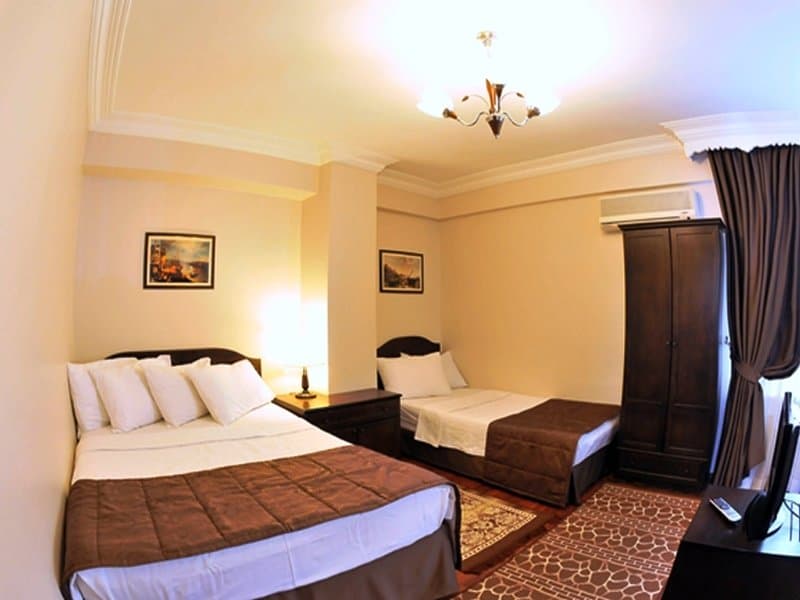 The Sunrise Hotel 4