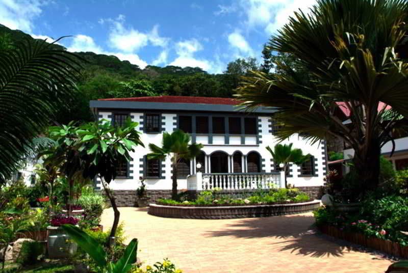 Chateau St Cloud 5