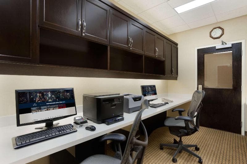 Hilton Garden Inn Edmonton International Airport photo 1