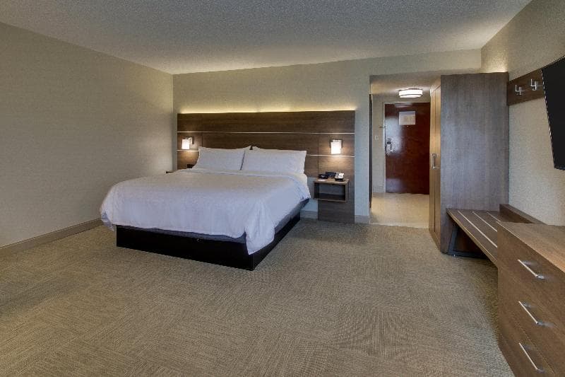 Holiday Inn Express Horse Cave photo 1