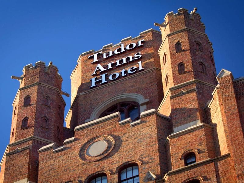 The Tudor Arms Hotel Cleveland - a DoubleTree by Hilton 3
