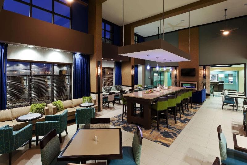 Hampton Inn & Suites Denver/Airport-Gateway Park 4