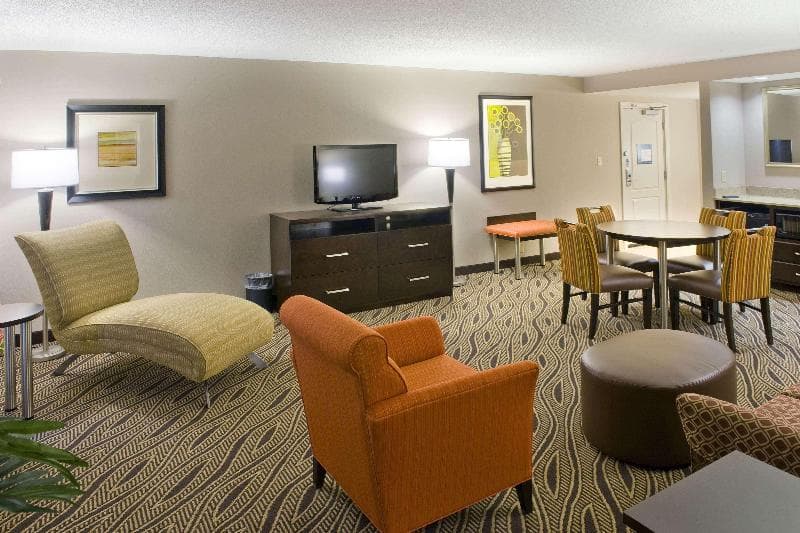 Hampton Inn Evansville/Airport 5