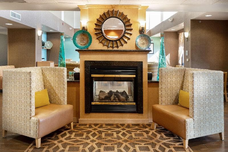 Hampton Inn & Suites Madera 4
