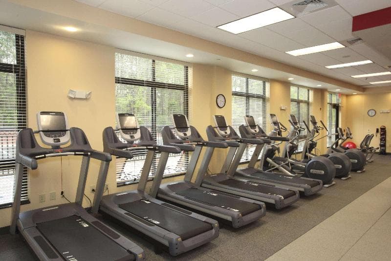 Embassy Suites by Hilton Fayetteville Fort Liberty 3