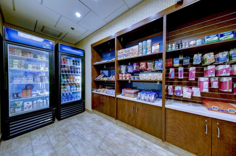 Hampton Inn & Suites Harrisburg/North 3