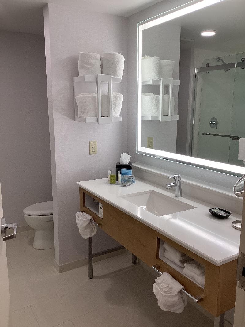 Hampton Inn & Suites Miami/Brickell-Downtown 4