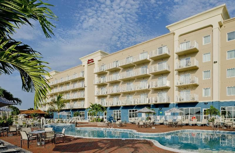 Hampton Inn & Suites Ocean City/Bayfront-Convention Center 3