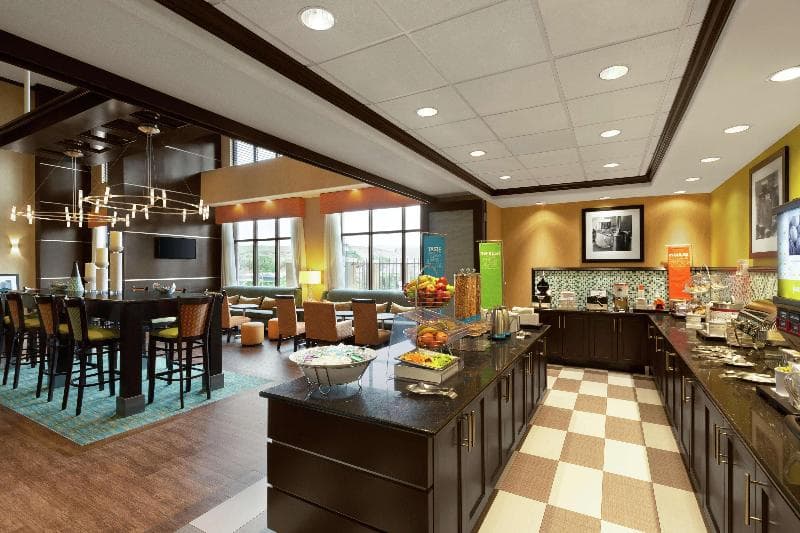 Hampton Inn & Suites Houston/Pasadena 3
