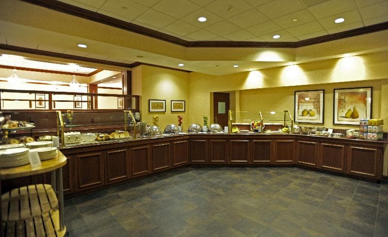 DoubleTree by Hilton Pittsburgh - Green Tree 5
